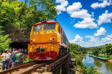 Private Kanchanaburi Tour: River Kwai & Death Railway Train Ride