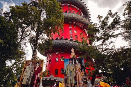 Private VIP Tour Dragon Tower Million Buddhas and Sacred Wonders