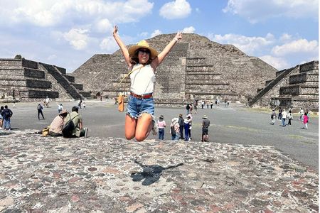 Private Pyramid Tour from Mexico City