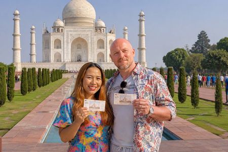 All-Inclusive Private Taj Mahal & Agra Day Trip from Delhi