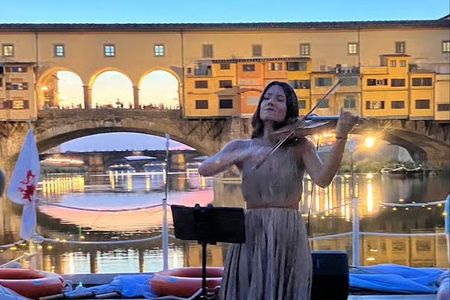 Cruise on the River Arno with Live Concert