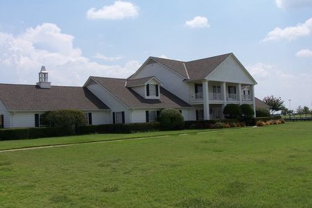 Southfork Ranch and Ewing Mansion Tour from Dallas
