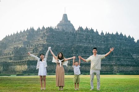 Yogyakarta: Borobudur Merapi Jeep & Pramban Temple One Day Tour