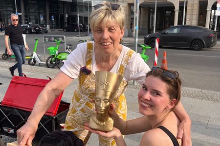 Outdoor Escape Game Berlin Mitte — The Nefertiti Affair