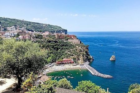Guided Walking Tour of Vico Equense with Delizia al Limone