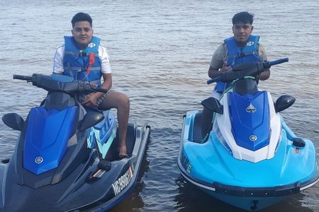Thrilling Jet Ski Adventure in Raleigh