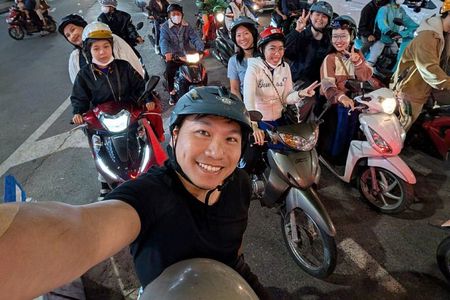 Da Nang Michelin Street Foods & 5 Craft Beer Tasting by Motorbike