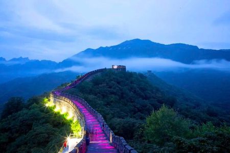 Private Mutianyu Great Wall Day Tour or Layover Tour with Driver