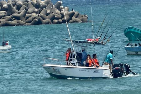 Fishing and Sunset Group Session by Jossi Tours