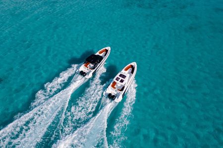 Luxury Private Speedboat to Orange Bay, Paradise, White Island