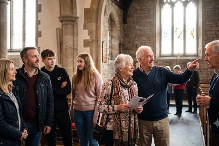 Private Family Heritage Walking Tour in Inverness