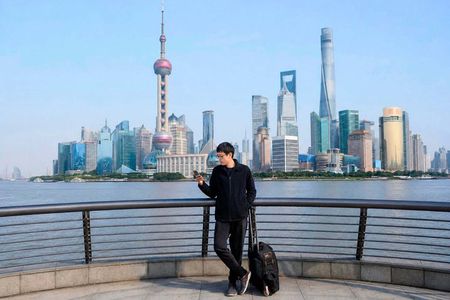 Shanghai The Bund Walking Tour with Audio Guide on Smartphone