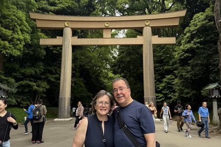 Tokyo Customizable Private Walking Tour with a Local Guide