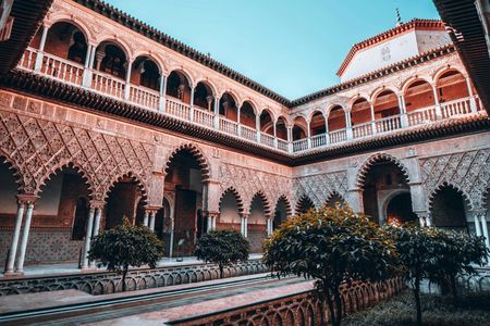 Royal Alcazar Experience: Guided Tour with Fast-Track Tickets