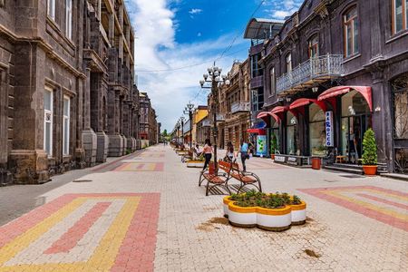 Private tour to Gyumri old town and Marmashen monastery