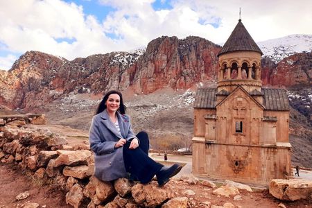 Private tour to Khor Virap, Noravank, ancient Birds-Cave, Hin Areni wine factory