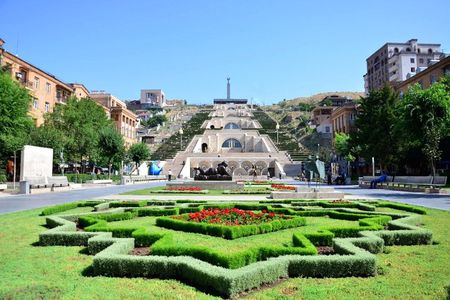 Private sightseeing and walking tour in Yerevan