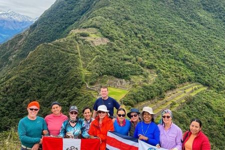 Choquequirao Trek 4 Days Lost Inca City with Mountain Cabins