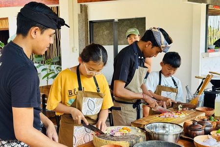Hands-On Bali Authentic Balinese Cooking Class Experience