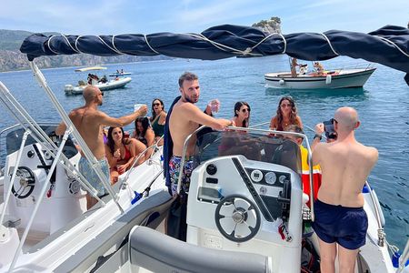 Boat tour from Palinuro on the Cilento coast