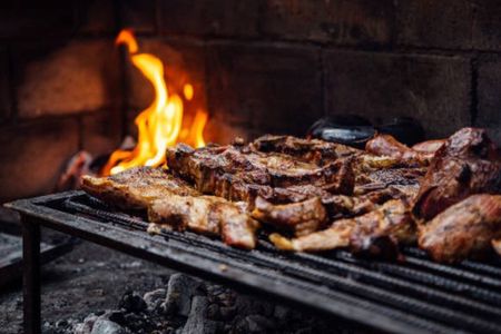 Historic House Asado and Wine Experience in Buenos Aires