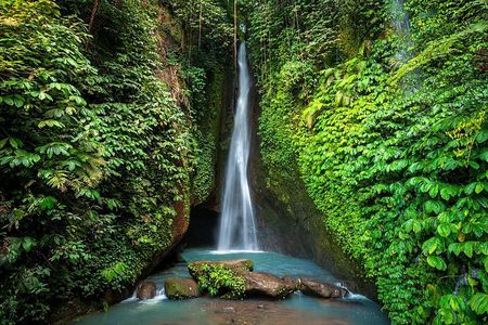 Leke Leke Waterfall and Heritage Tour in Tabanan Bali