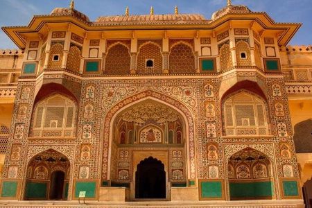 Guided Jaipur City Tour by Car All Inclusive