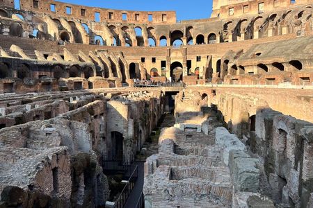 Colosseum admissions with video guide and Roman forum access