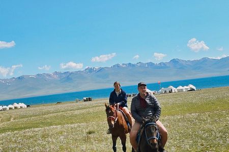 3 days horse back riding to Song-Kul lake whole year round