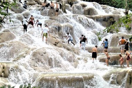 Dunn's River Falls and Blue Hole Falls Combo Day-Trip