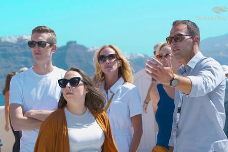 Discover Santorini: Private Custom Santorini Tour with Pickup