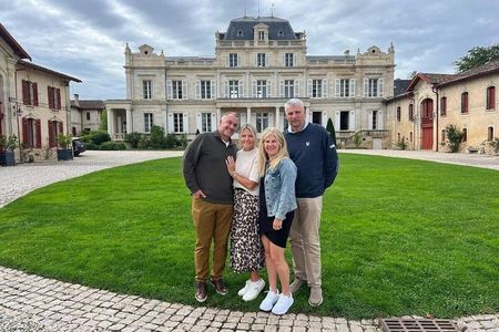 Medoc Afternoon Wine Tour - 2 Wineries, tastings & delicacies