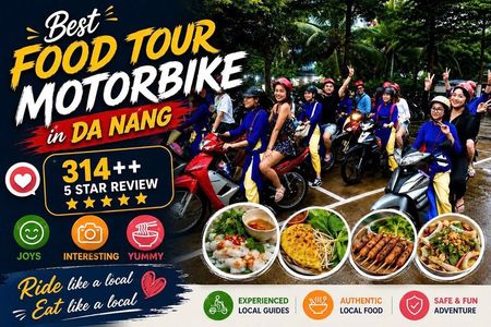 DaNang Night Foodie Tour-Sighseeing with Aodai Lady Rider Private