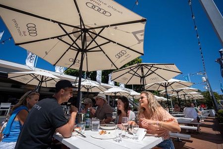 Small-Group All-Inclusive Sydney Harbour Lunch Cruise