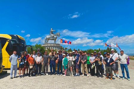 Transport Terelj +Zaisan +Chinggis Khaan statue /No guide/