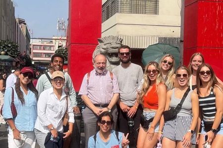 Miraflores Walking Tour & Lima Food Experience: Markets/Chinatown
