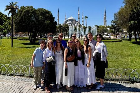Istanbul Small-Group Old City Tour Hagia Sophia Tickets Included