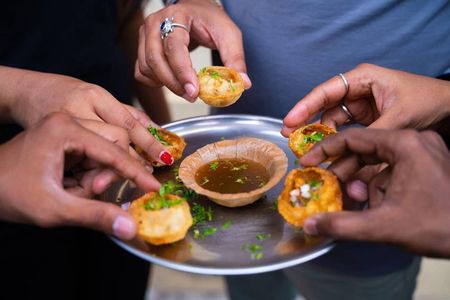 Old Delhi Food Walk: Street Food, Spice Market & Chandani Chowk