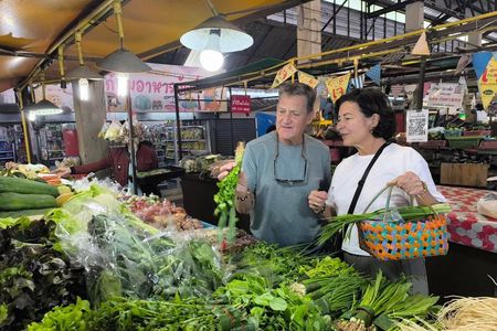 Authentic Thai Cooking Class in Chaing Mai by Tomyumthai School