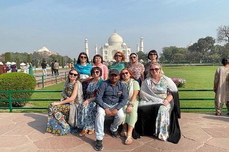 All Inclusive Taj Mahal, Agra Fort & Mehtab Bagh Tour From Delhi