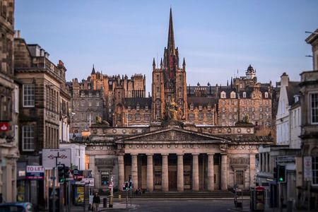 Edinburgh Full Day Tour with Edinburgh Castle - Small Group