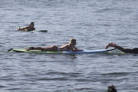 Surf Lesson for Family or Group in the North Shore of Oahu