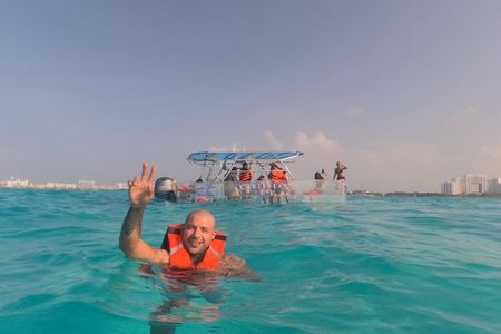 Cancún Clear Boat: Caribbean Swim, Reef Views Free Drinks & Photo