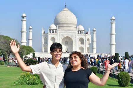 From Jaipur Same Day Taj Mahal Tour With Transfer To Delhi