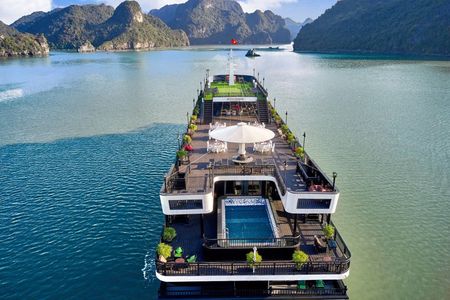 Hanoi: 2-Day 5-Star Luxury Cruise to Ha Long Bay & Lan Ha Bay
