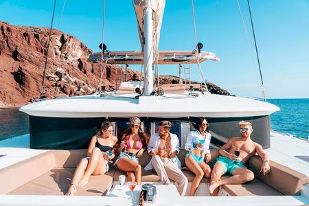 Santorini Private Catamaran Cruise and Therasia Island