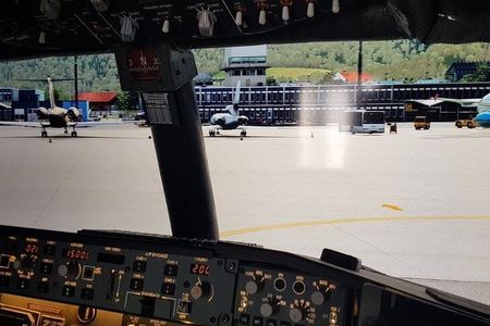 60 Minute Boeing 737-800NG Flight Simulator Experience