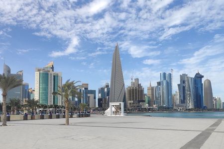 Doha Qatar: City Highlights & Cultural Landmarks Tour