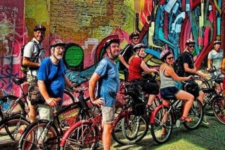 SUNSET BIKE RIDE through Cartagena de Indias Bay and Getsemani