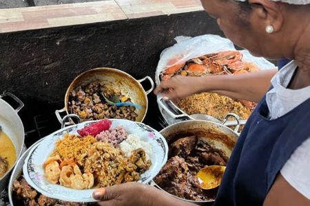 Cartagena and Getsemaní Tour with Bourdain-Style Lunch